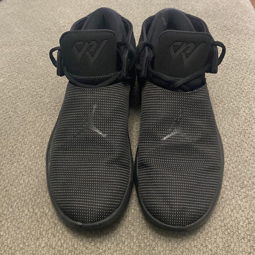 Jordan Why Not Zer0.1 Low Triple Black